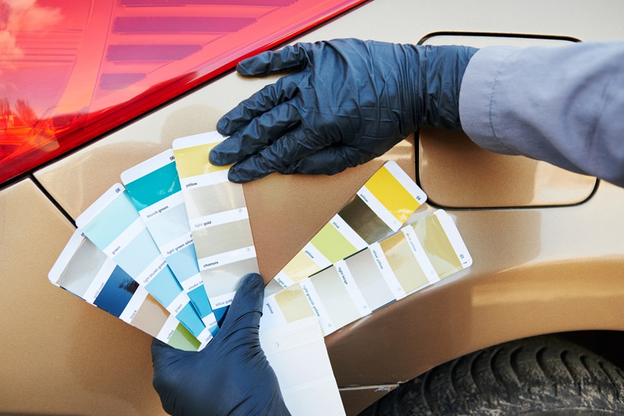 How Professionals Match Car Paint Perfectly